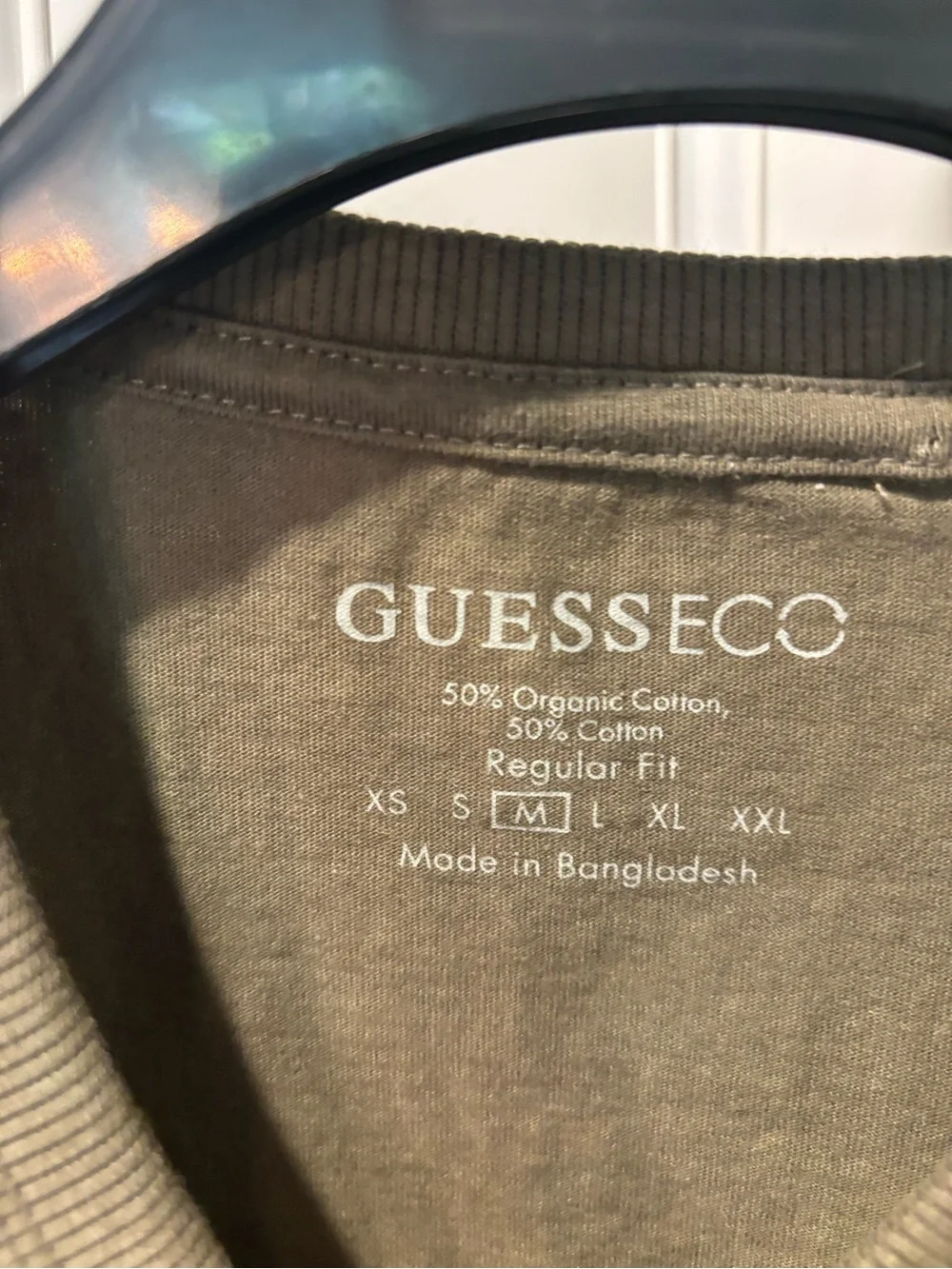 GUESS Men's Olive Green Logo Tee with Yellow Graphic Size Medium - Picture 2 of 3